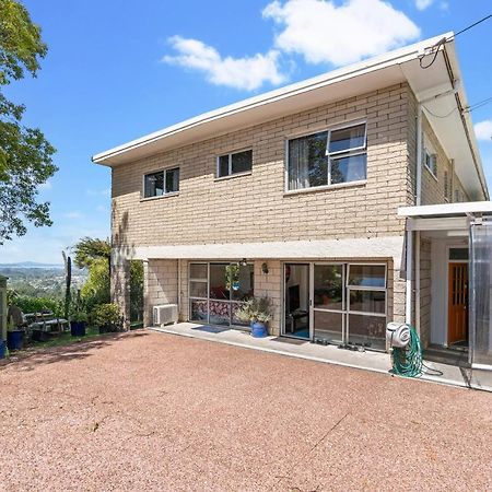 Swanson-Waitakere Stay In Scenic Sunrise Оукланд Екстериор снимка
